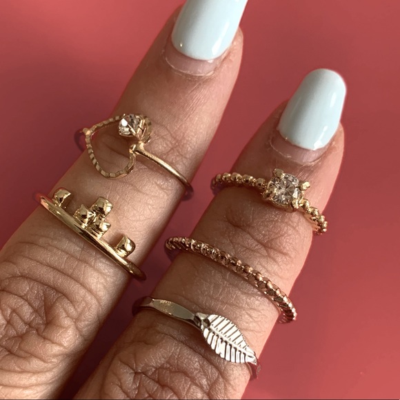 Rings-set of 10!!! All included for one price, size 4-5, costume jewelry - Picture 4 of 4